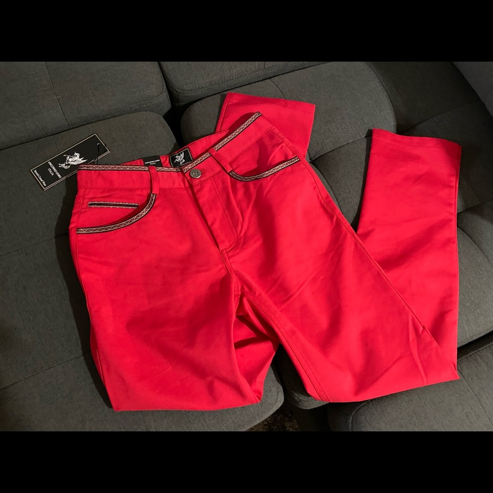 Bright red pants unicorno uomo
